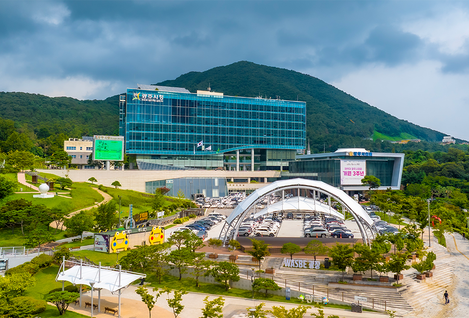 경기도 교통약자 이동 편의 종합평가에서 광주시가 최우수 지자체로 선정됐다. 사진은 광주시청 전경. ⓒ광주뉴스